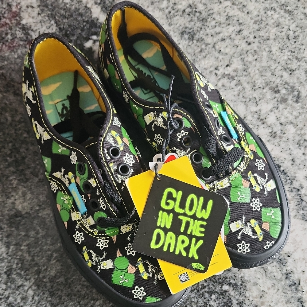 (13) Kid NWT Vans Glow in the Dark Simpson's Sneakers Skate Streetwear Colorful